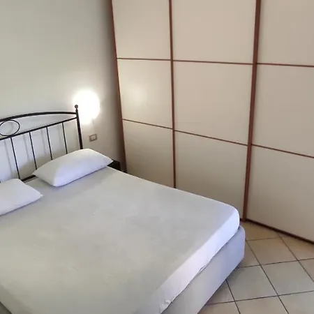 Apartment Mini In A 100 Metri Dal Mare Santa Marinella